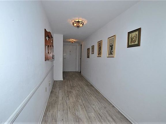 2nd image of 13900 Shaker Blvd APT 912