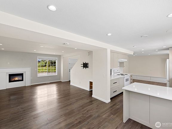 2nd image of 12730 SE 282nd Way