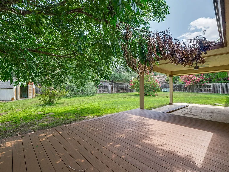 16115 Wolf Creek St — Photo 24
