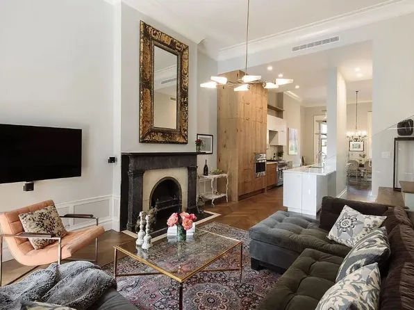 13 East 9th Street image 10 of 26