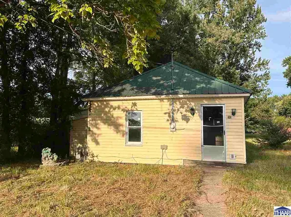 404 N East St, Hymera, IN 47855