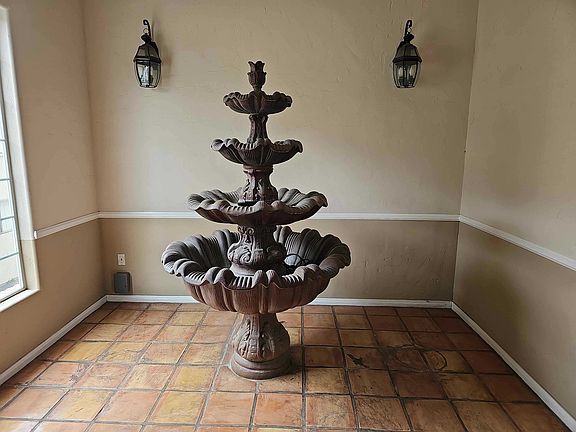4th image of 14335 Huston St APT 210