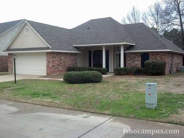 2nd image of 212 Harders Crossing Blvd