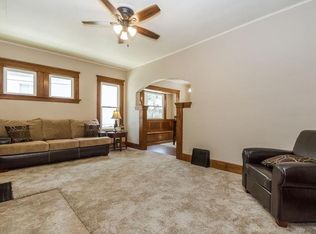 117 21st St NE, Cedar Rapids, IA 52402