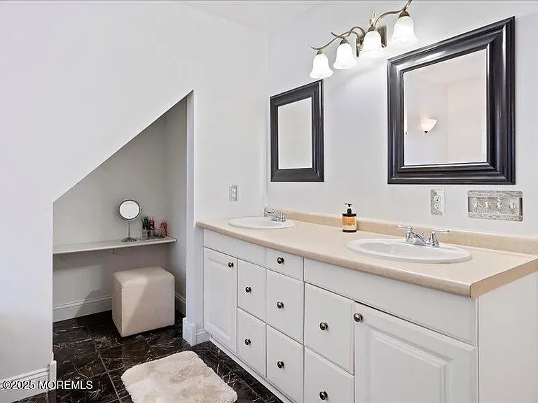 552 Prospect Ave — Photo 19