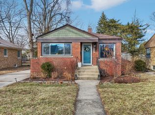 534 Hermitage Dr, Deerfield, IL 60015