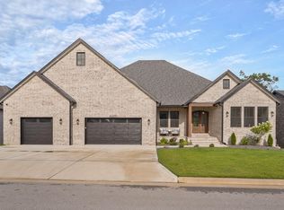 6019 S Dollison Ave, Springfield, MO 65810