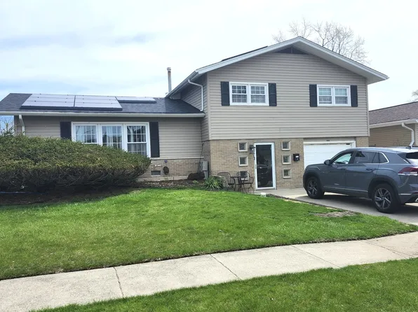 15201 Geoffrey Rd, Oak Forest, IL 60452