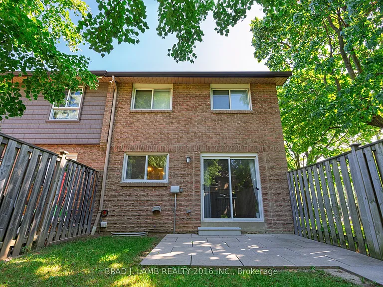 405 Hyacinthe Blvd #Townhouse 12 — Photo 22