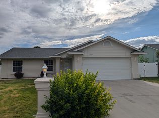 2723 Manchester Dr, Caldwell, ID 83605