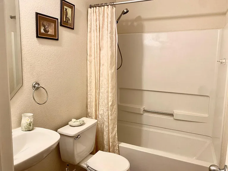 518 Remington Chase Ct — Photo 11