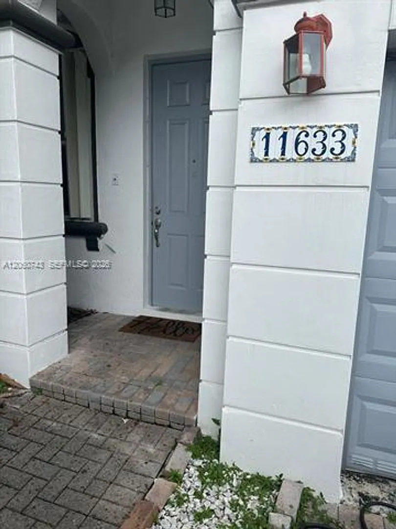 11633 NW 78th St th 11633, Doral, FL 33178 — Photo 3