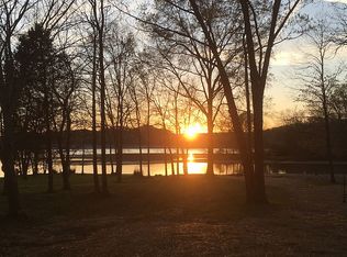 424 Emory River Rd, Harriman, TN 37748