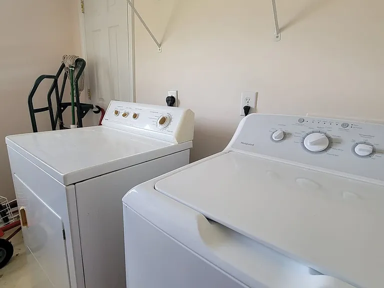 Laundry Room Cabinet