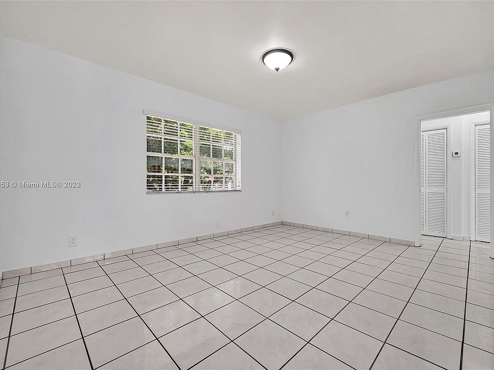 1st image of 42 Phoenetia Ave #A6