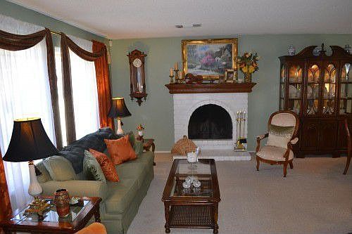 2nd image of 2960 Erica Ct