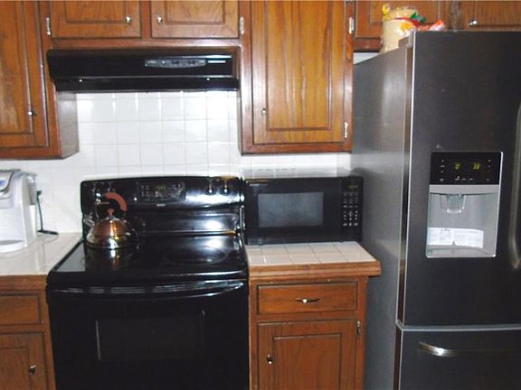 5th image of 2904 Zachary Pl