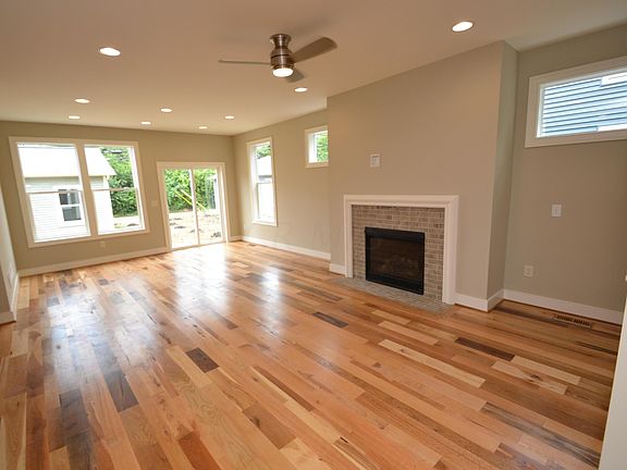 4th image of 2818 Bellwood Ave