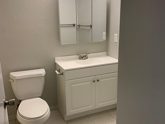 4th image of 412 Western Skies Dr SE APT A