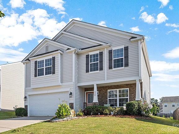 2nd image of 2866 Village Center Dr