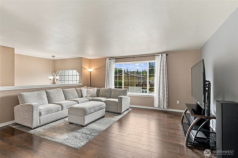 5th image of 3011 Sandra Madison Loop Road
