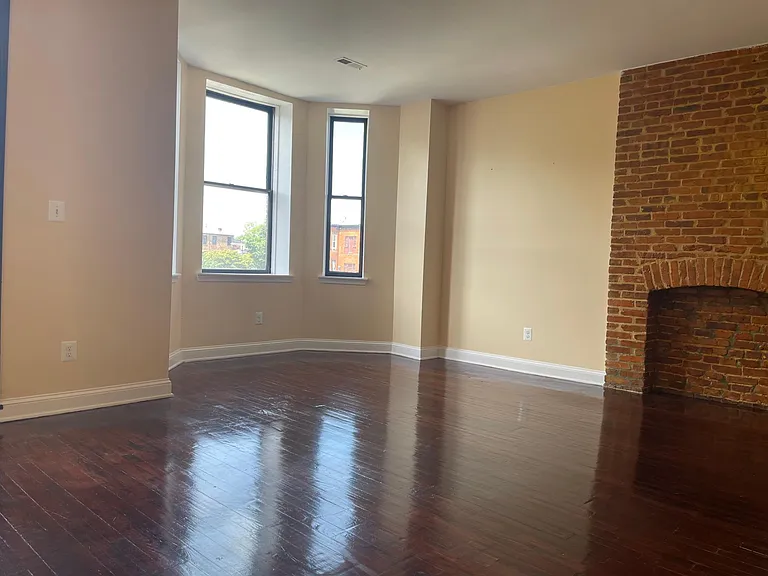 2357 Eutaw Pl #5 — Photo 3