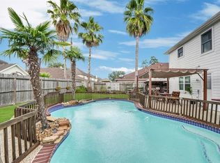 19323 Pinewood Bluff Ln, Humble, TX 77346
