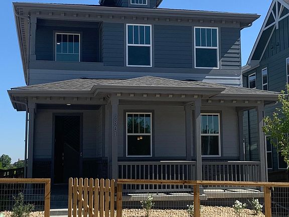 Front view - Brand new construction.
