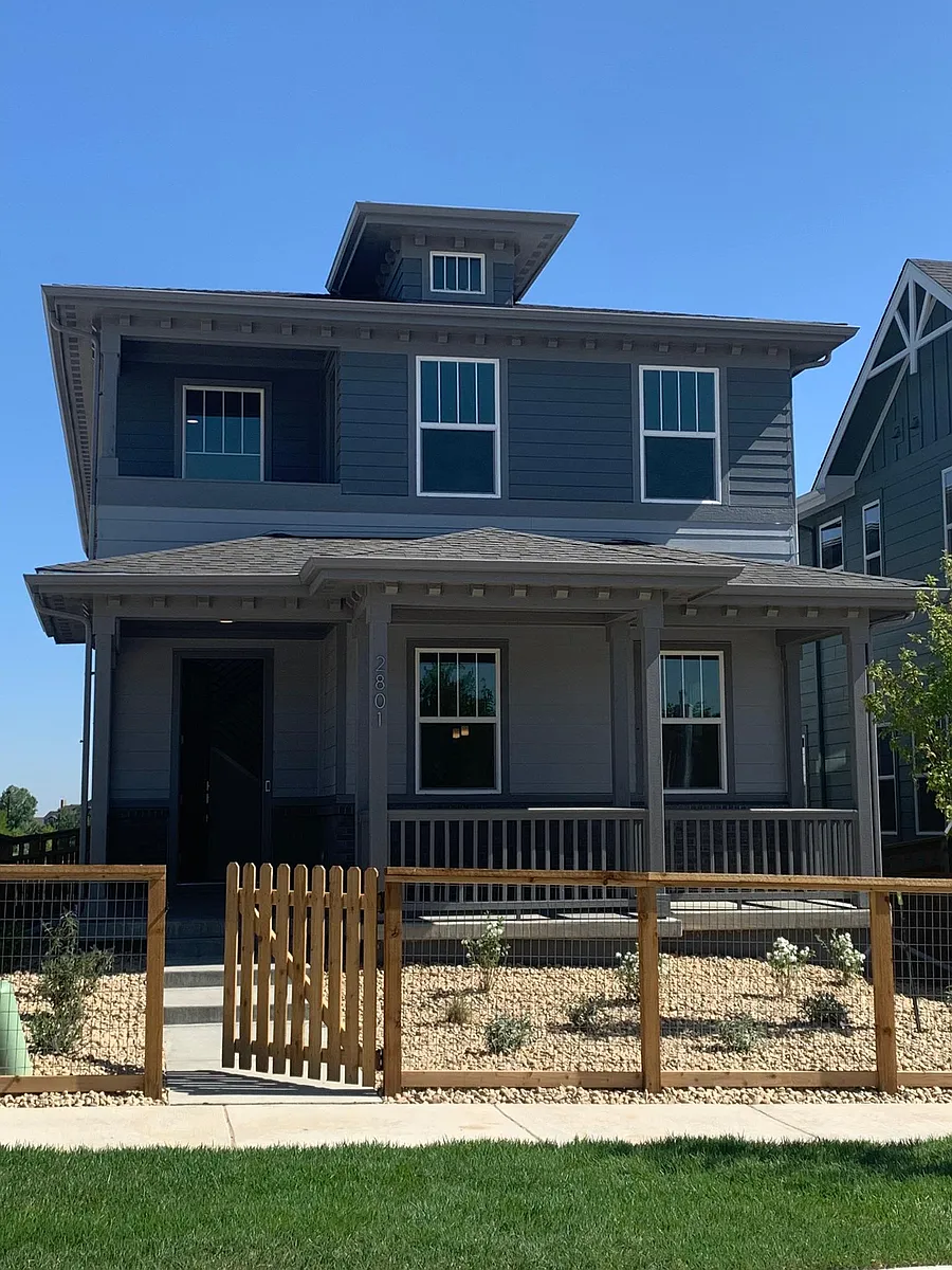 Front view - Brand new construction. - 2801 E 102nd Pl
