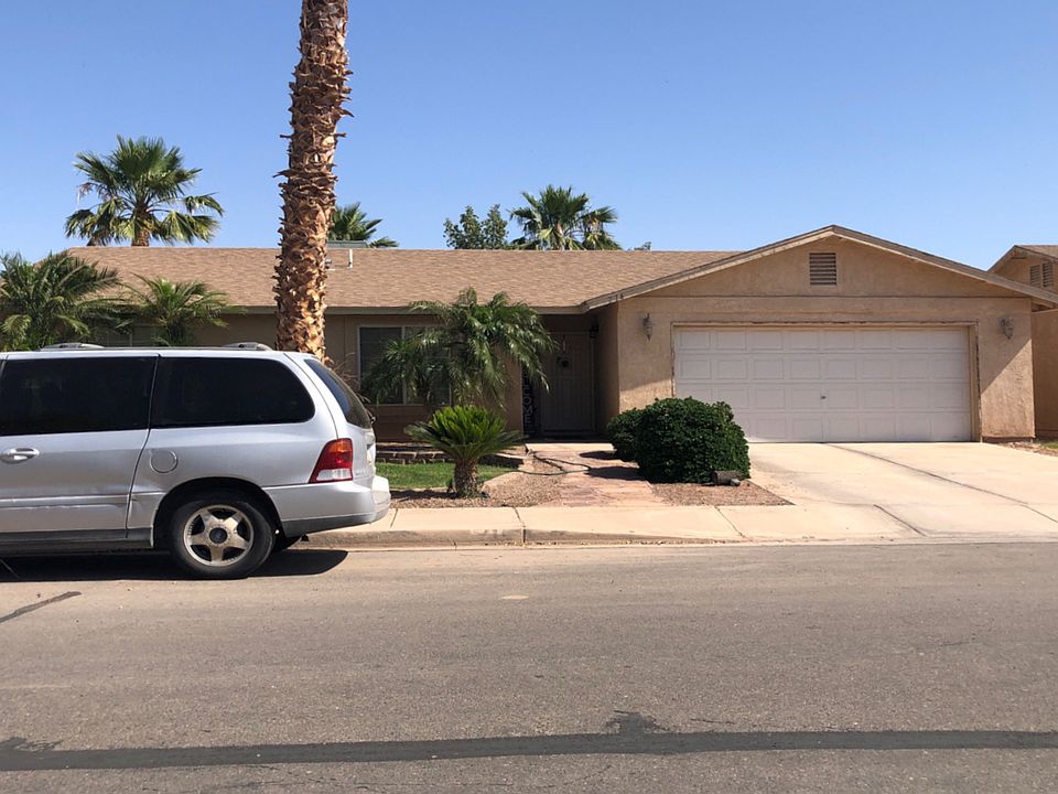 1st image of 714 W 12th Pl