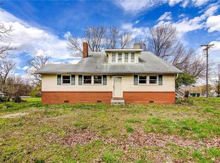 703 Shady Ln, High Point, NC 27262