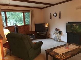 84550 1st St, Hartford, MI 49057