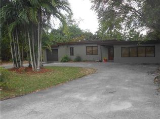 222 NE 146th St, Miami, FL 33161
