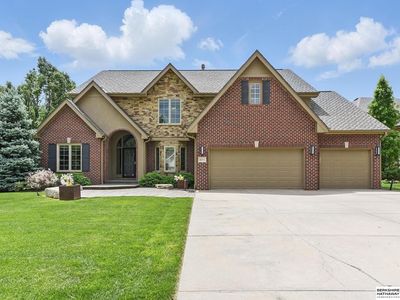 18313 Dupont Cir, Omaha, NE, 68130