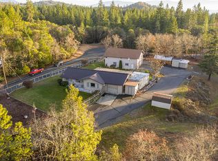 2000 Saratoga Way, Grants Pass, OR 97526