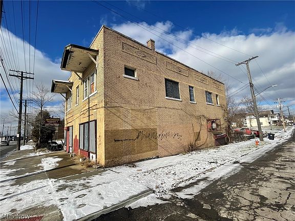 2nd image of 11831 Union Ave