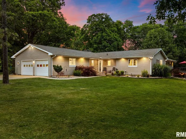 2263 Hollands Grove Rd, Washington, IL 61571