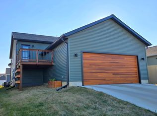 6017 Sandstone St NW, Rochester, MN 55901