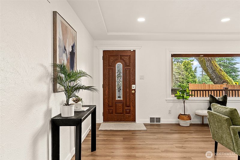 5th image of 101 Browns Point Boulevard