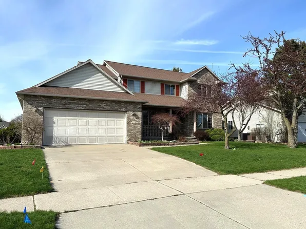 1511 Eastpointe Dr, Mount Pleasant, MI 48858