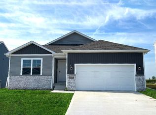 409 Kingfisher Dr, Norwalk, IA 50211