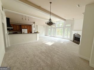 1235 Robinson Rd, Peachtree City, GA 30269