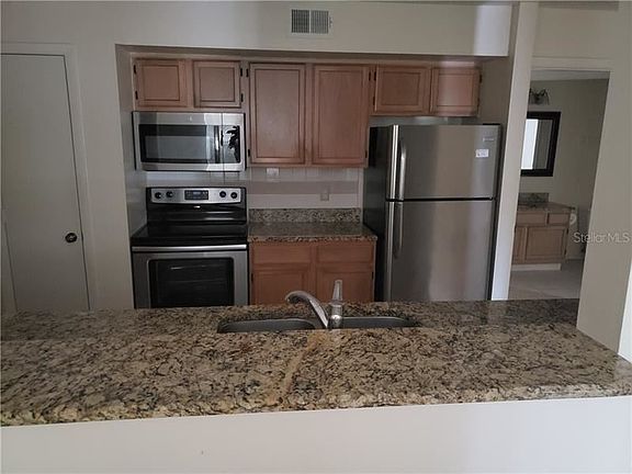 3rd image of 486 N Pin Oak 100 Pl