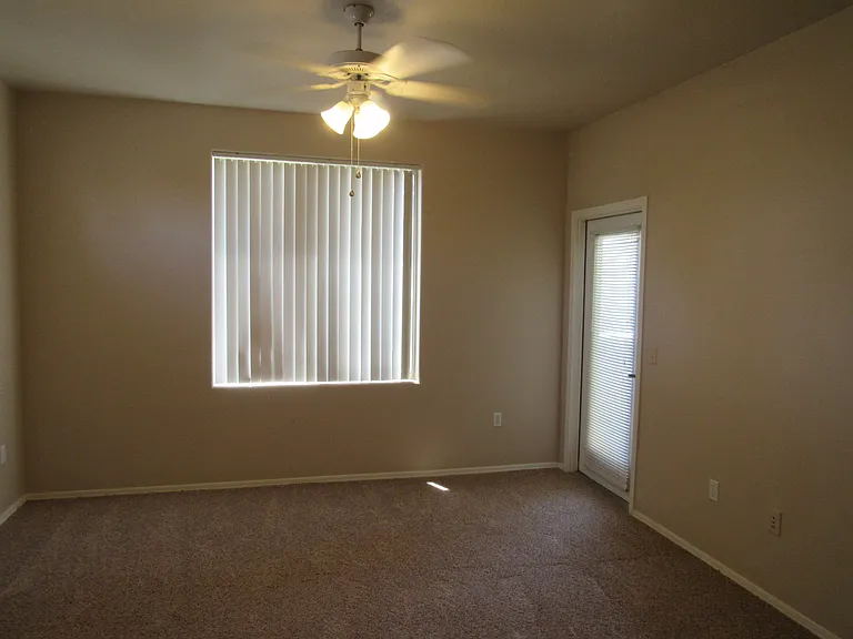 5303 N 7th St #208 — Photo 14