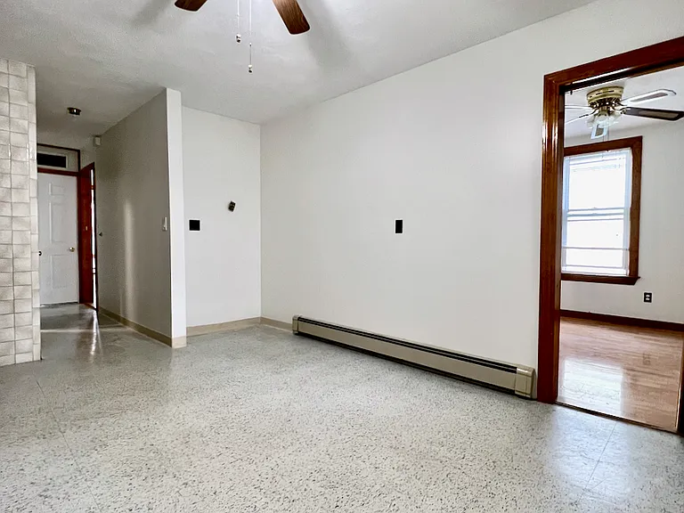 314-316 Washington St #2 — Photo 9