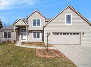 23081 Orchard Ridge Dr, Elkhart, IN 46516