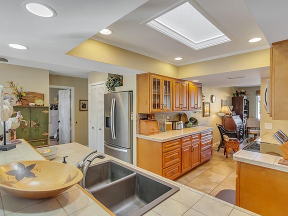 3rd image of 9707 W Redwood Dr