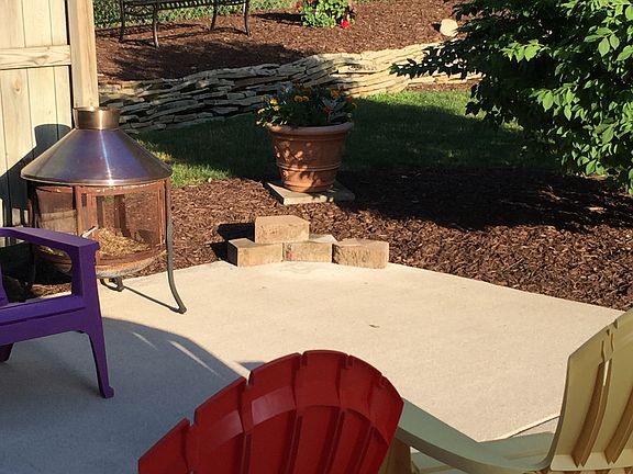 Cement Patio/BackYard