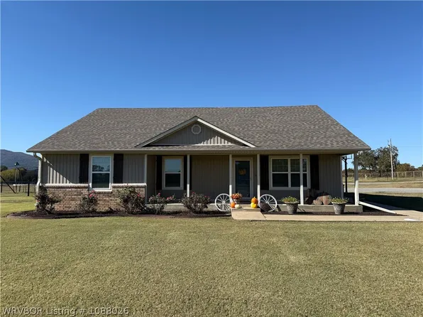 20545 280th St, Poteau, OK 74953