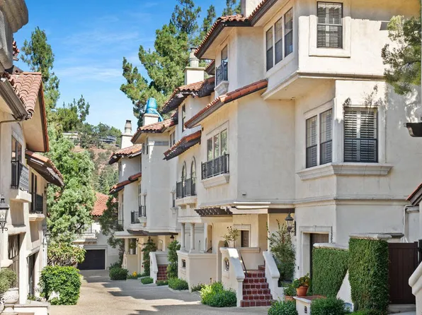 70 N Arroyo Blvd, Pasadena, CA 91105